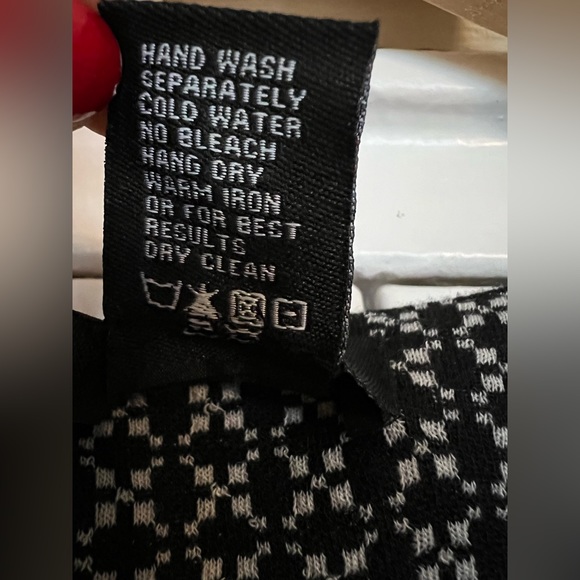 Papillon Dress - White/Black Pattern - Picture 6 of 7